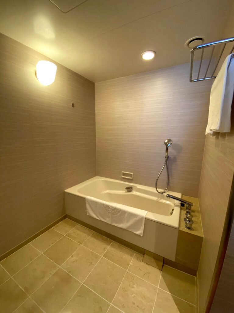 シェラトングランデオーシャンリゾート宮崎の客室内のお風呂