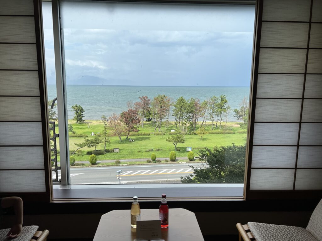琵琶湖マリオットの部屋からの展望