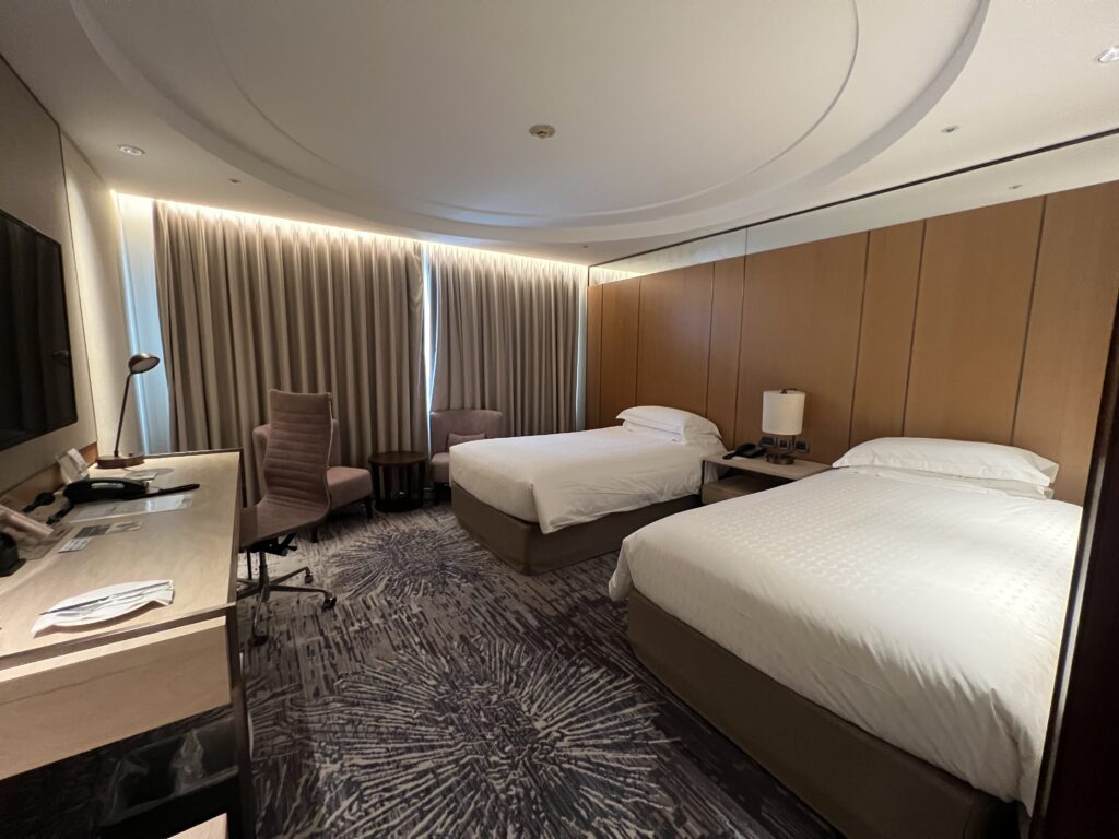 Sheraton-grand-Taipei-Hotel-room