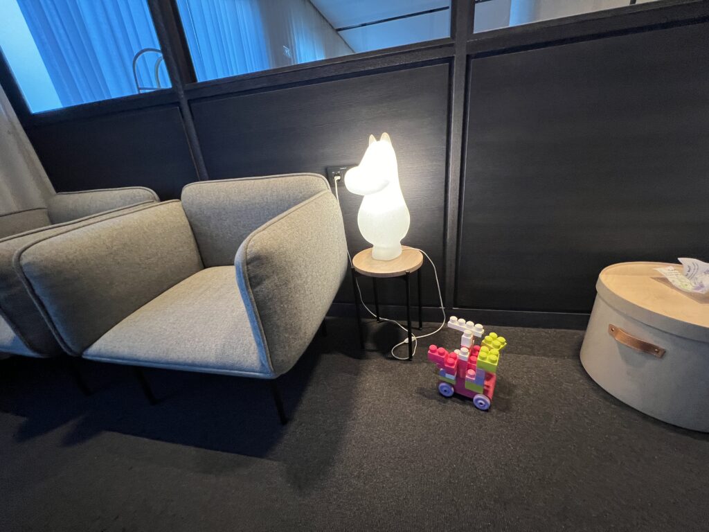 Helsinki airport Business class lounge