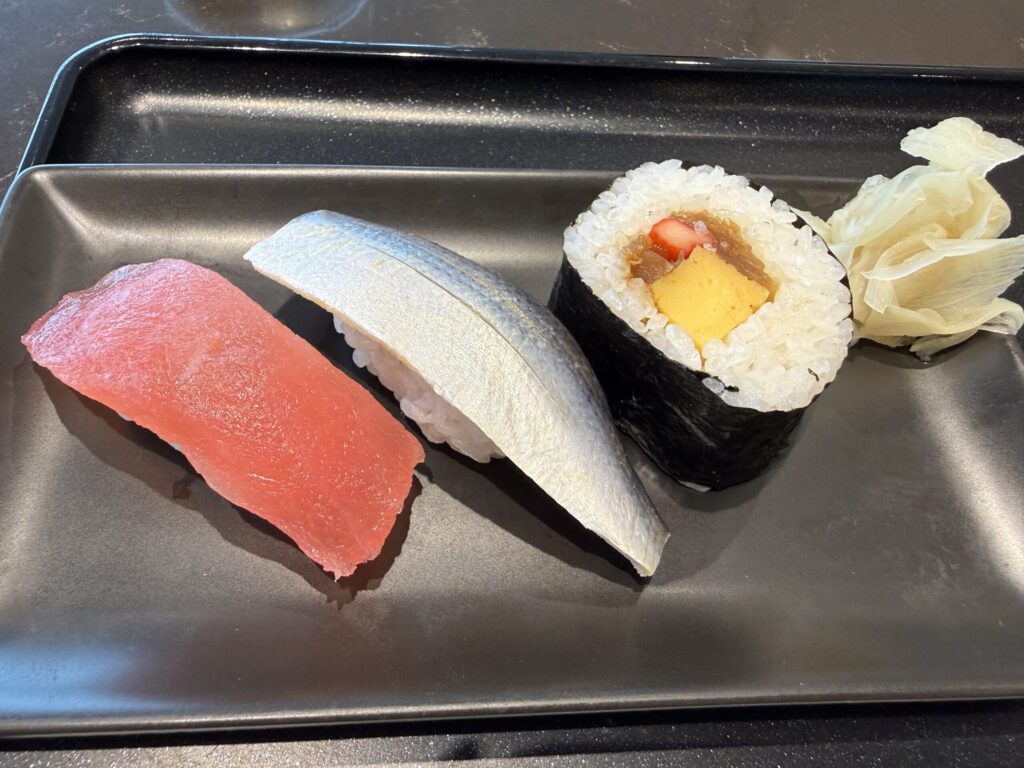 Jal first class lounge